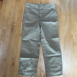 Everlane khakis size 8